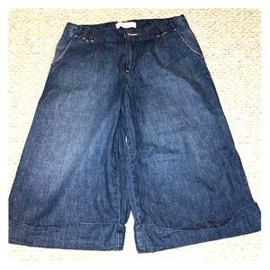 Old Navy crop flare jeans